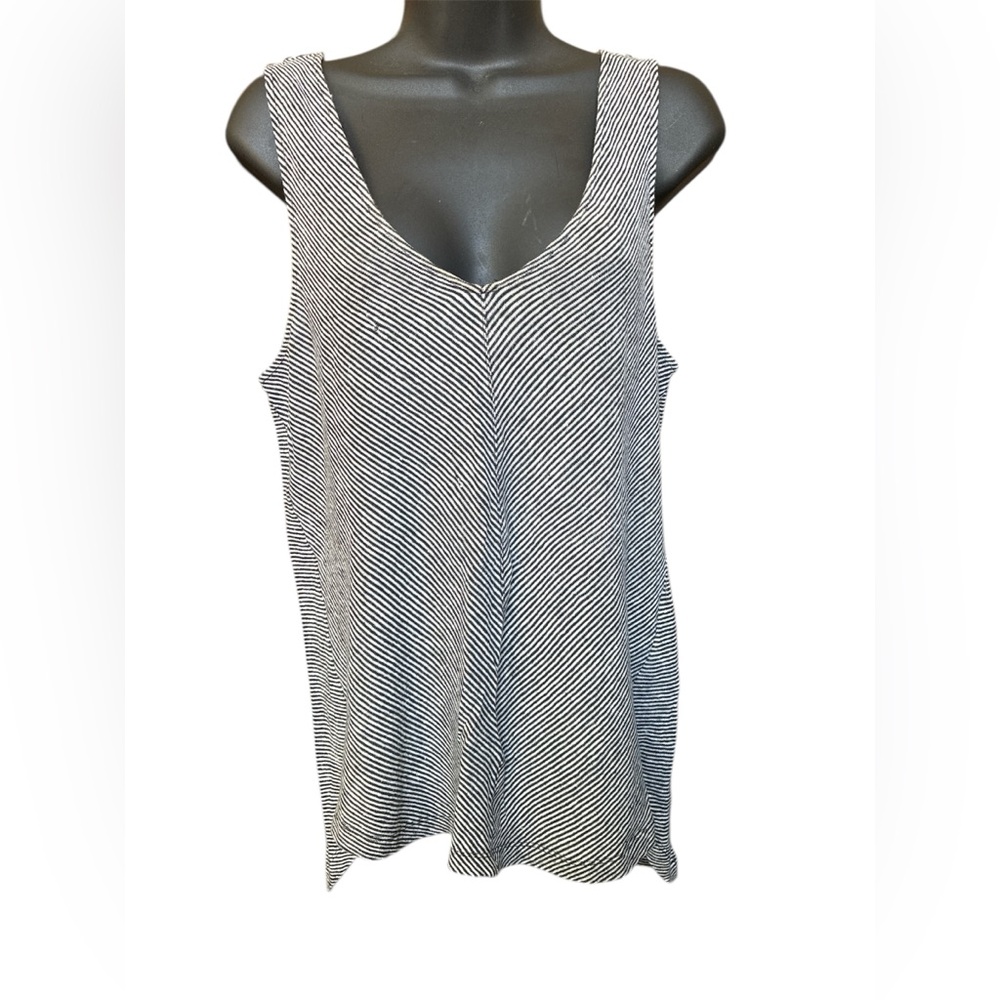 Banana Republic Striped Black & White Women's 100% Linen Tank Top. Size Small.